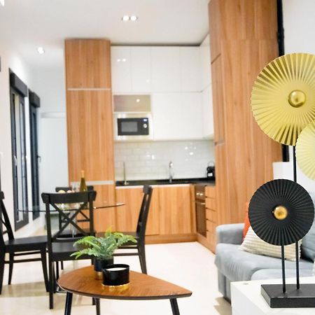 For You Rentals Apartamento Temporal Con Encanto En Malasana Min24 Madrid Exteriér fotografie