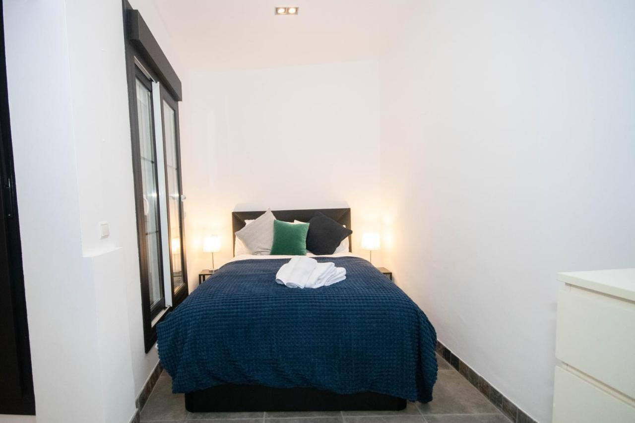 For You Rentals Apartamento Temporal Con Encanto En Malasana Min24 Madrid Exteriér fotografie